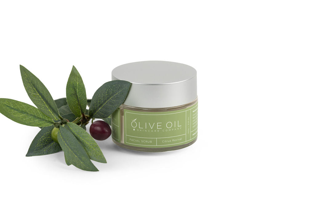Facial Scrub and Complimentary Face Moisturiser
